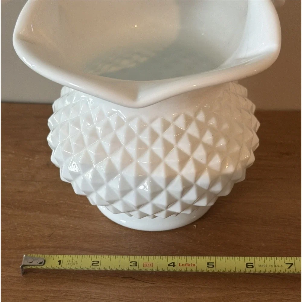 Vintage Westmoreland Diamond Point Milk Glass 10